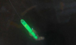 怎么在浮漂上安装夜光棒 怎么在浮漂上安装夜光棒视频